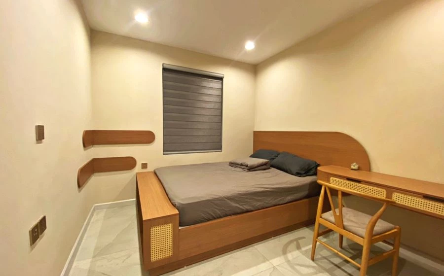 Modern furniture 3-bedroom apartment for rent in D'. Le Roi Soleil building, Tay Ho area