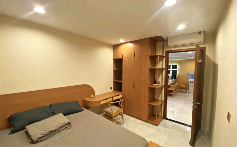 Modern furniture 3-bedroom apartment for rent in D'. Le Roi Soleil building, Tay Ho area