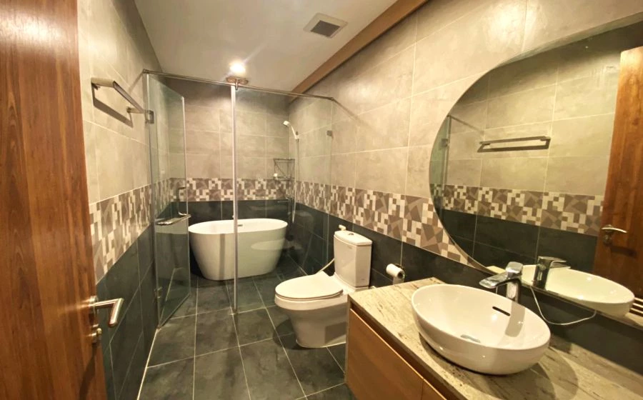 Modern furniture 3-bedroom apartment for rent in D'. Le Roi Soleil building, Tay Ho area