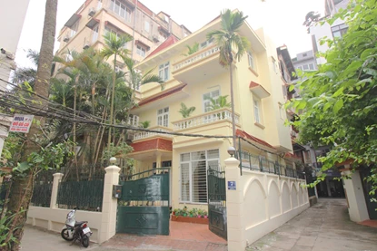 Stunning house for rent in Tay Ho with 5 bedrooms, courtyard, car access
