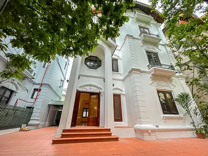 Unfurnished 5-bedroom house with big yard on To Ngoc Van Street, Tay Ho area