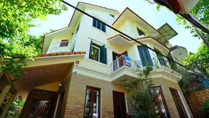 Fully furnished 4-bedroom house with open view on To Ngoc Van Street, Tay Ho area