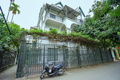 Spectacular and charming 4 bedroom Villa for rent in Tay Ho, nearby West Lake