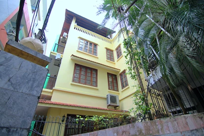 Fully furnished 4 bedroom house for rent at Dang Thai Mai, Tay Ho