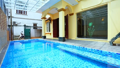 Stunning 4 bedroom villa with swimming pool and lake view for rent in Dang Thai Mai, Tay Ho, Hanoi