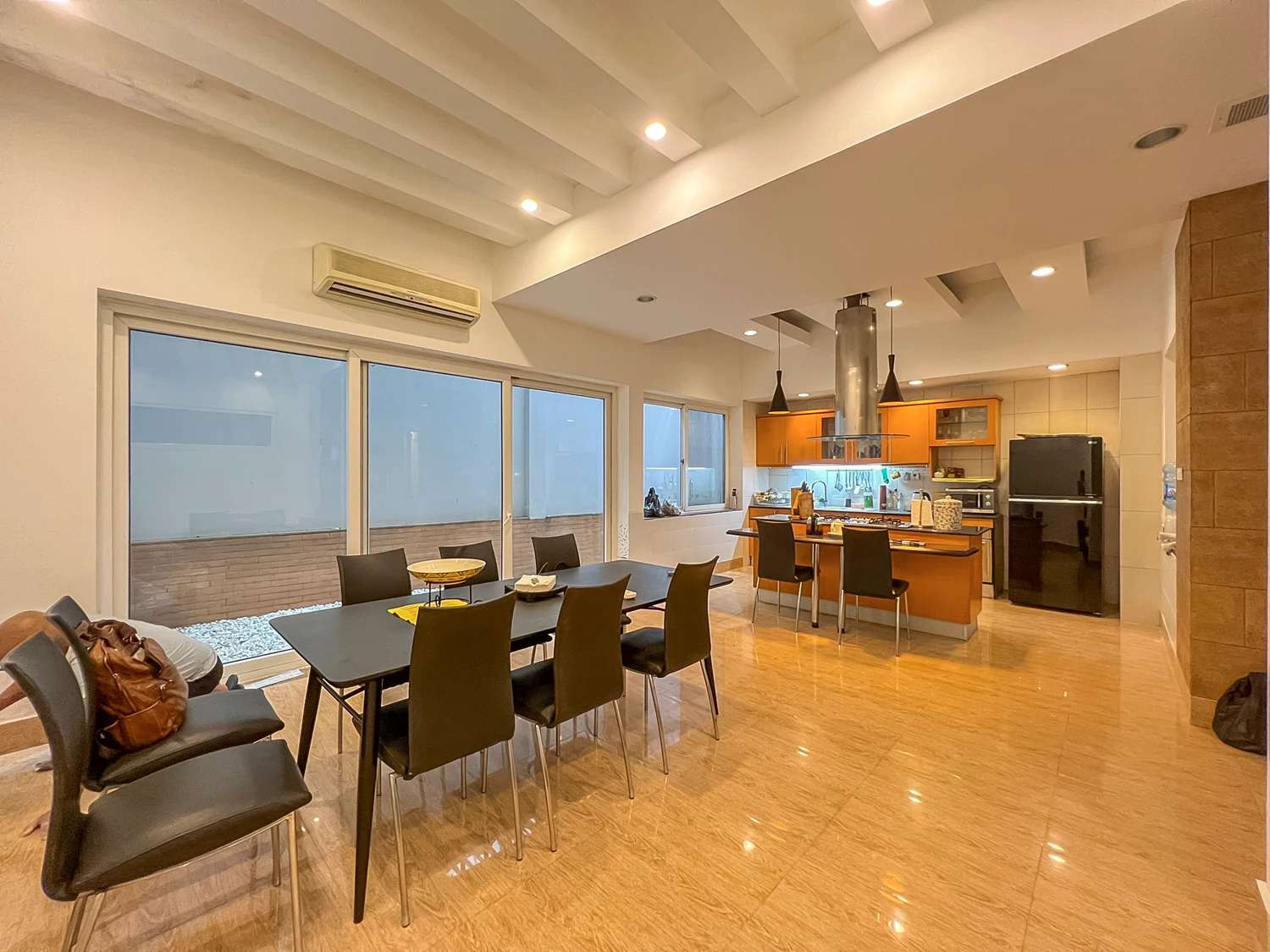 Nice 2 bedroom house with good quality furniture for rent in Tay Ho