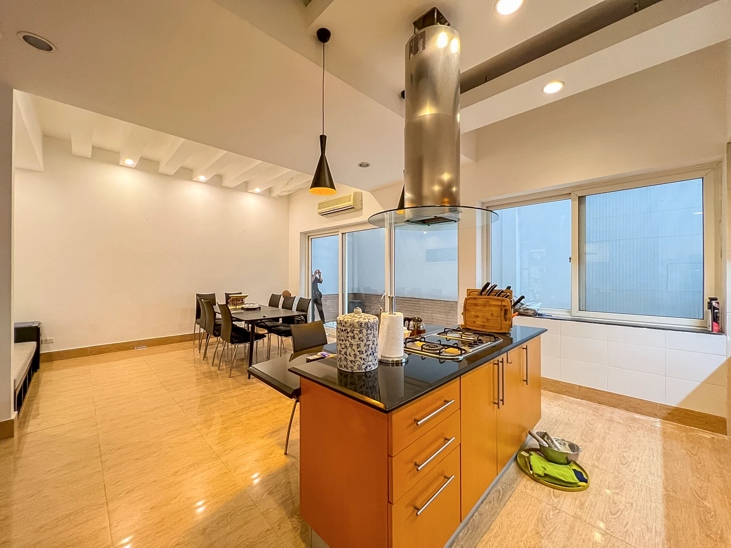 Nice 2 bedroom house with good quality furniture for rent in Tay Ho