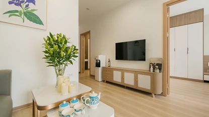 New and spacious 2 bedrooms apartment for rent on Kim Ma, Ba Dinh, Hanoi 