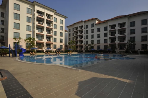 Diamond Westlake Suites