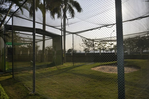 Diamond Westlake Suites