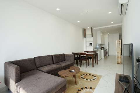 Lake view 2 bedroom apartment with a nice balcony for rent in Xuan Dieu, Tay Ho