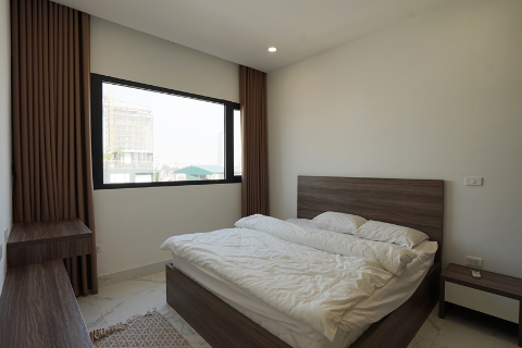 Lake view 2 bedroom apartment with a nice balcony for rent in Xuan Dieu, Tay Ho