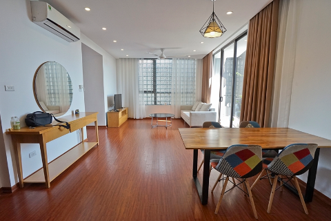 Beautiful and spacious 2 bedroom apartment for rent in Xuan Dieu, Tay Ho