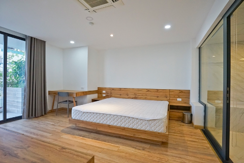 Beautiful and modern 2 bedroom apartment for rent in Xuan Dieu, Tay Ho