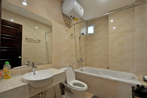 Well-maintained 3 bedroom apartment in Hai Ba Trung, Hanoi