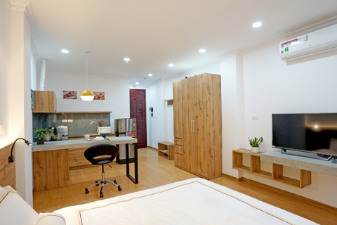 Unique studio apartment for lease in Hai Ba Trung dist, Hanoi