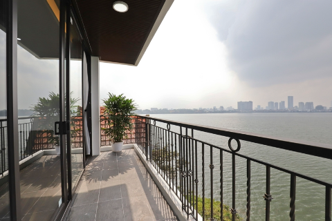 Lake view and spacious 1 bedroom apartment for rent in Yen Phu village, Tay Ho