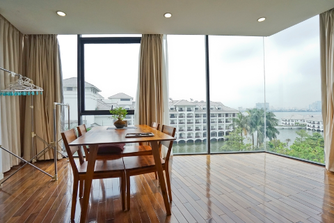 Spacious and lake view 1 bedroom apartment for rent in Tu Hoa, Tay Ho