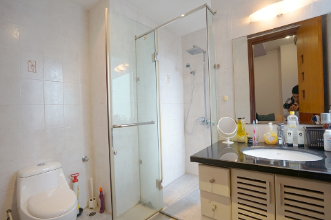 Reasonably priced house for rent in Tay Ho with 4 bedrooms, 4 private bathrooms and sauna