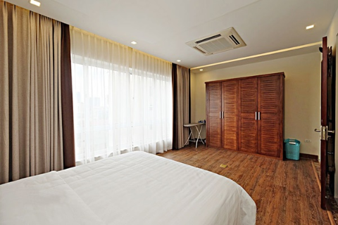 Beautiful & modern 2 bedroom apartment for rent on Trieu Viet Vuong street, Hai Ba Trung, Hanoi