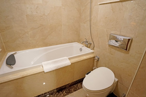 Luxury 2 bedroom apartment in center of Hai Ba Trung dist, Hanoi