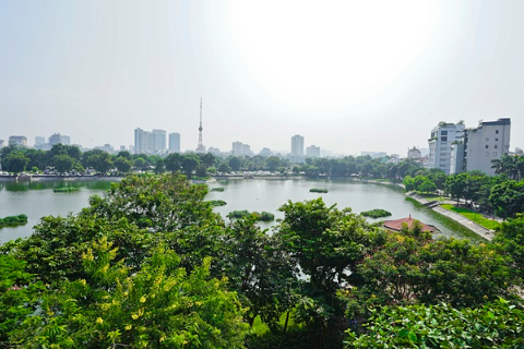 Lovely 1 bedroom apartment with lake views for rent in Ho Ba Mau, Hanoi