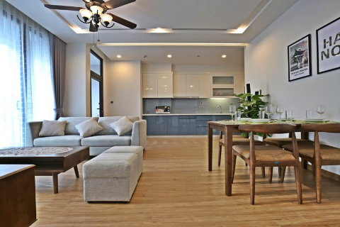 Beautiful 2 bedroom apartment for rent in Vinhomes Metropolis, Ba Dinh