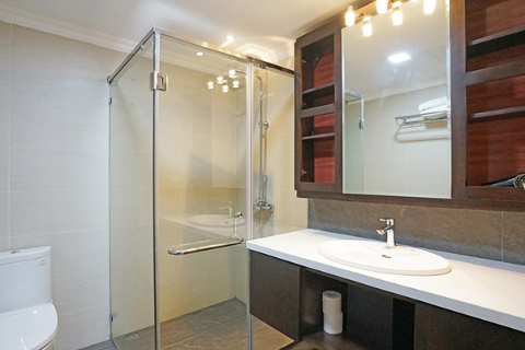 Beautiful 02 bedroom apartment for rent in Hai Ba Trung district, Hanoi