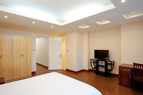 Lovely 2 bedroom apartment for lease in Hoan Kiem District, Hanoi