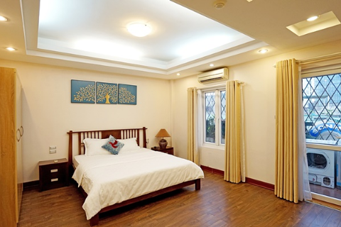 Lovely 2 bedroom apartment for lease in Hoan Kiem District, Hanoi