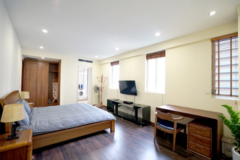 Elegant 2 bedroom apartment for rent in Hai Ba Trung, Hanoi