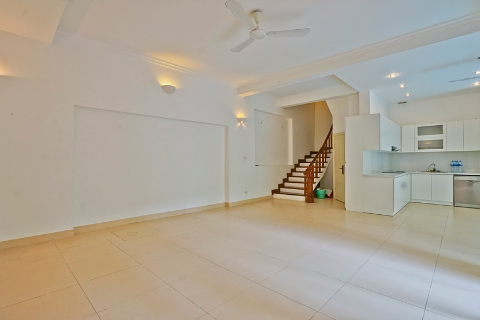 Swimming pool villa for lease with 5 bedrooms in Tay Ho, nearby pagoda