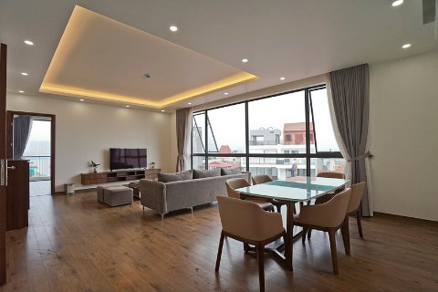 Beautiful and bright 3 bedroom apartment for rent in Dang Thai Mai, Tay Ho