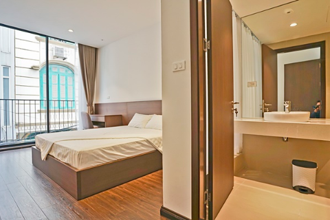 Beautiful & bright 1 bedroom apartment for rent in Ho Ba Mau, Hanoi