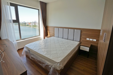 Lake view 2 bedroom apartment for lease on Xuan Dieu street, Tay Ho