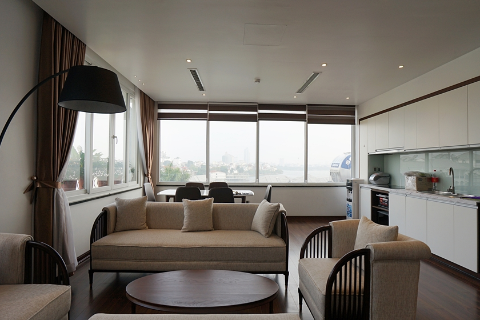 Lake view and bright 2 bedroom apartment on Tu Hoa street, Tay Ho