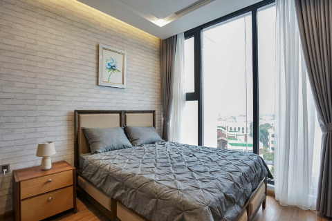 Luxury One bedroom apartment for rent in Vinhomes Metropolis, Lieu Giai