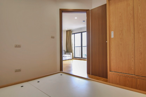 Lake view apartment for rent Truc Bach, Ba Dinh, Hanoi