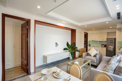 Nice 1 bedroom apartment for rent near Truc bach lake With Fully Of Natural Light, Ba Dinh