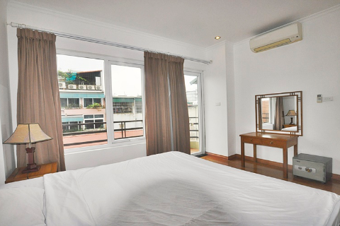 High-floor 02 Bedroom Apartment 501 Westlake Building 2 In Tay Ho