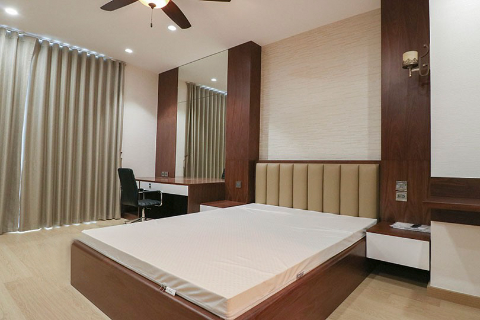 Sun Grand City- Lake view 03 bedrooms apartment to rent