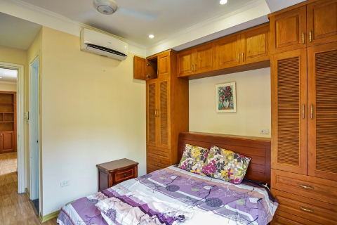 Duplex 3 bedroom apartment for rent in Ba Dinh, near Truc Bach lake