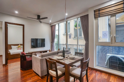 Beautiful 2 bedroom apartment for rent on Kim Ma, Ba Dinh, Hanoi