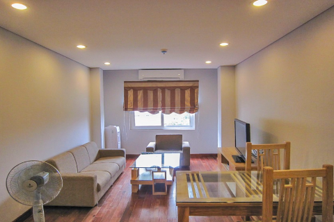 High floor 2 bedroom apartment on Kim Ma street, Ba Dinh, Hanoi