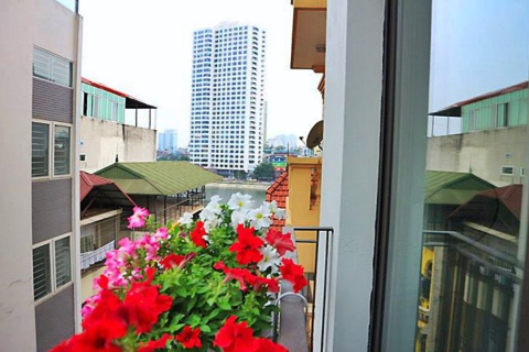 Beautiful apartment with 1 bedroom for rent in Kim Ma, Ba Dinh, Hanoi