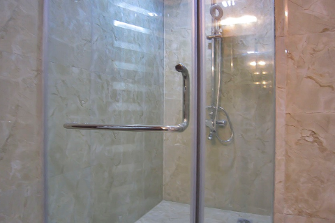 Serviced & Modern 2 bedroom Apartment in Kim Ma Rental