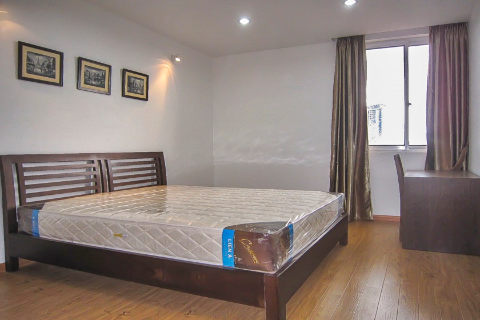 Serviced & Modern 2 bedroom Apartment in Kim Ma Rental