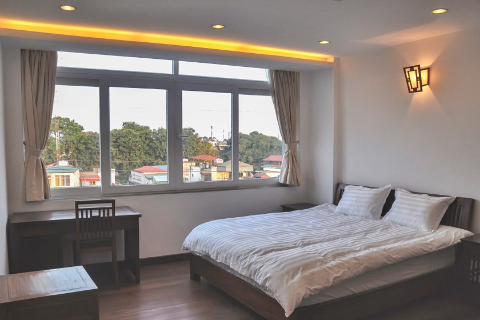 Lake view Duplex apartment in Ba Dinh for rent