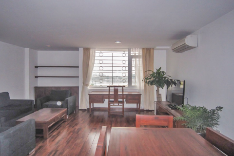 Penthouse 3 bedroom apartment for rent in Truc Bach Lake, Ba Dinh, Hanoi