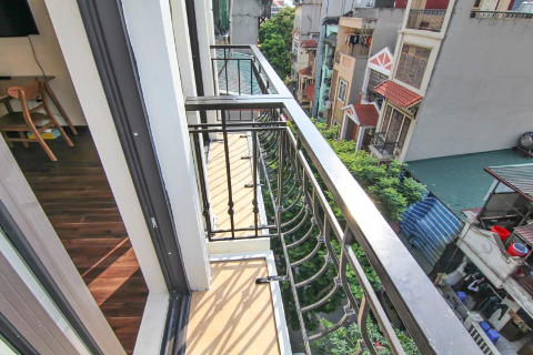 Cozy 01 bedroom apartment for rent in Truc Bach, Ba Dinh, Hanoi